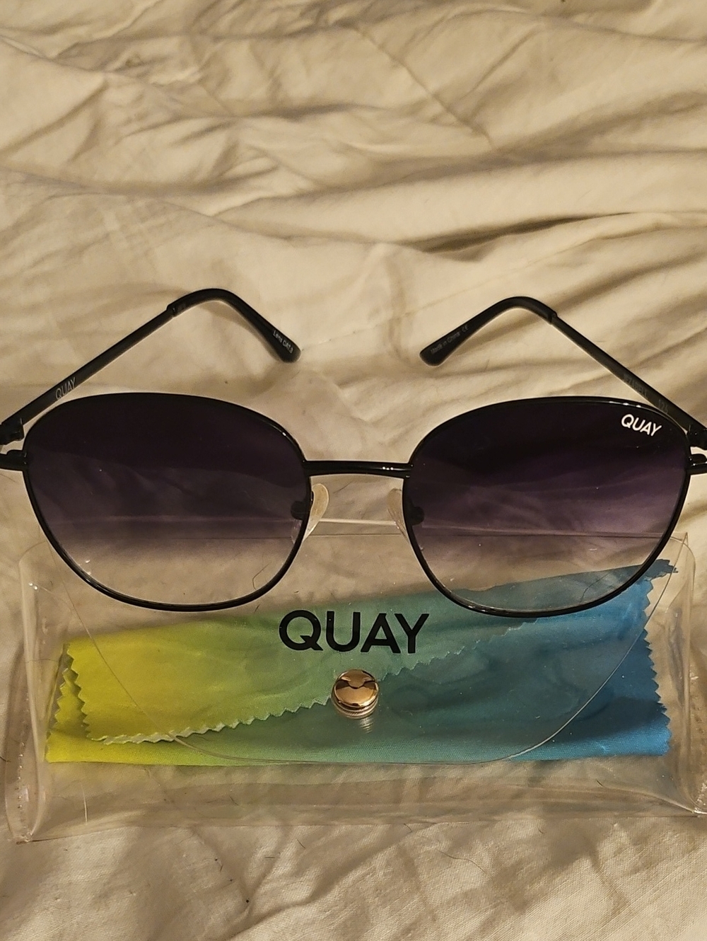Quay Australia Jezabell Sunglasses